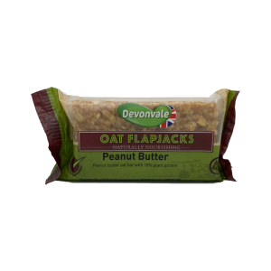Peanut butter oat bar with 10% plant protein