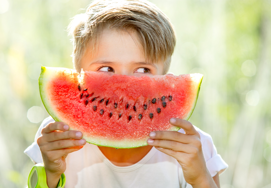 20 Healthy Snack Ideas For Kids That They'll Actually Eat 20 Healthy Snack Ideas For Kids That They'll Actually Eat