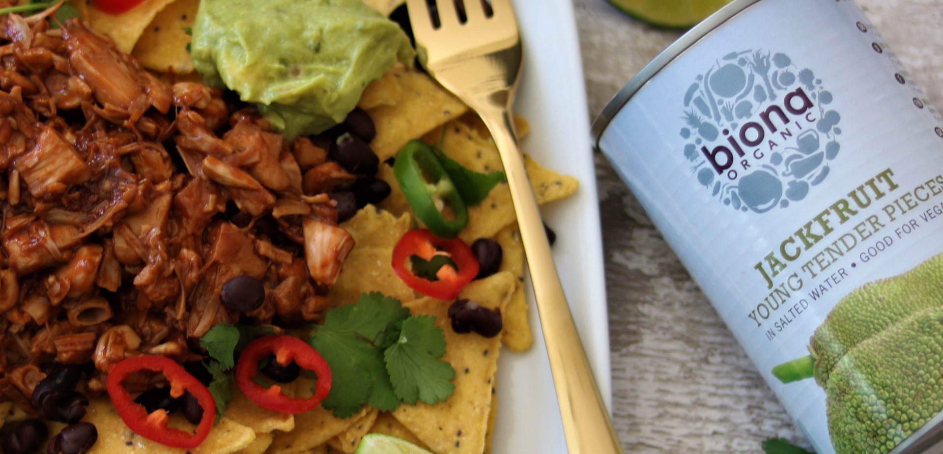 Jackfruit Loaded Vegan Nochos