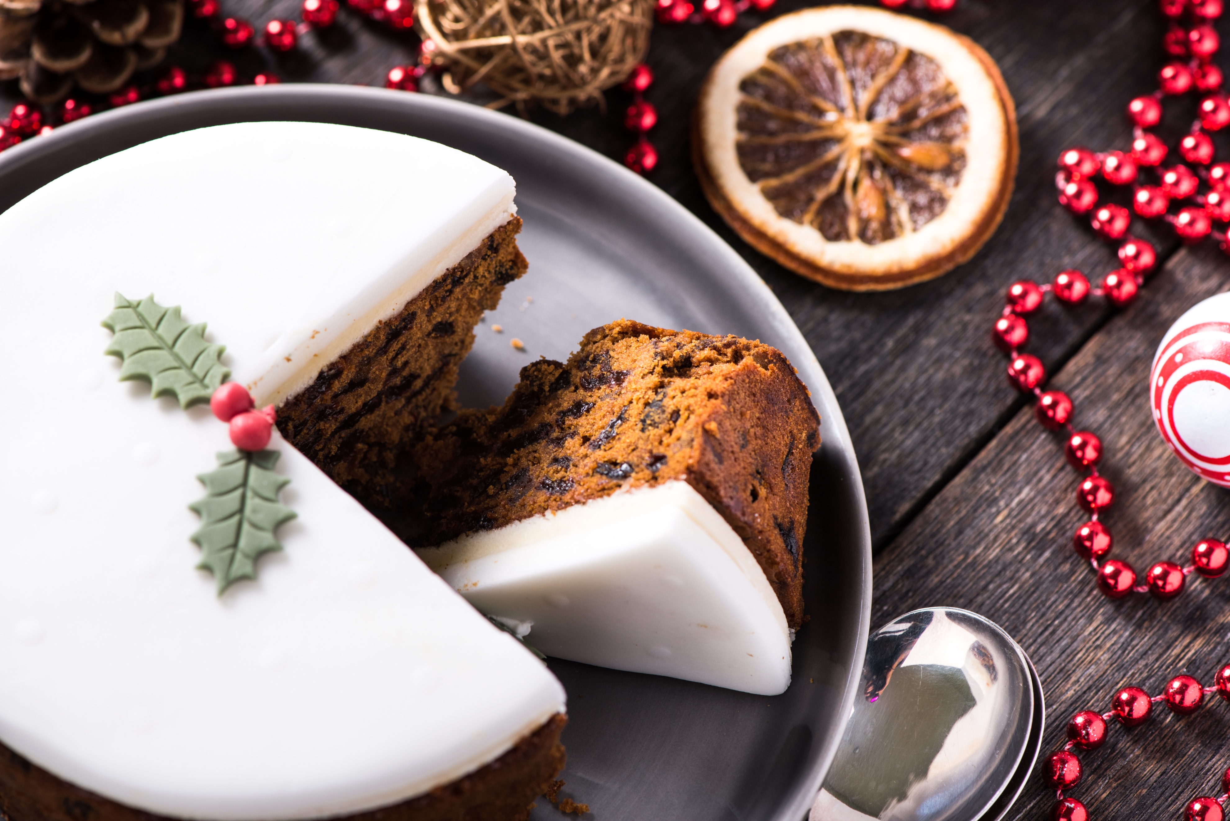 Grape Tree Classic Christmas Cake