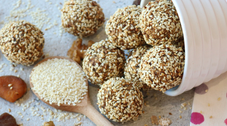 Apricot and Museli Balls